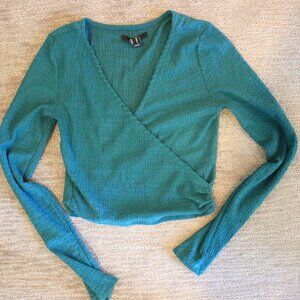 Forever 21 Emerald Green V Neck Long Sleeve Crop Top Women's Medium